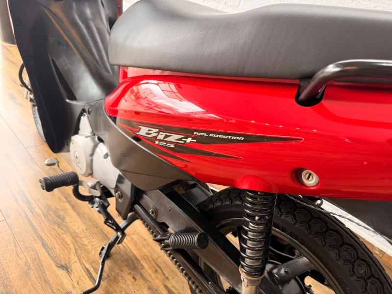 HONDA MOTOS BIZ 125+ 2009/2009 RT 811 VEÍCULOS ARROIO DO MEIO / Carros no Vale HONDA MOTOS BIZ 125+ 2009/2009 RT 811 VEÍCULOS ARROIO DO MEIO / Carros no Vale