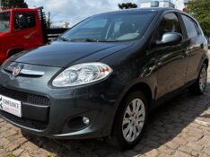 FIAT PALIO 1.6 MPI ESSENCE 16V 2015/2015 COMPLETO VEÍCULOS GUAPORÉ / Carros no Vale