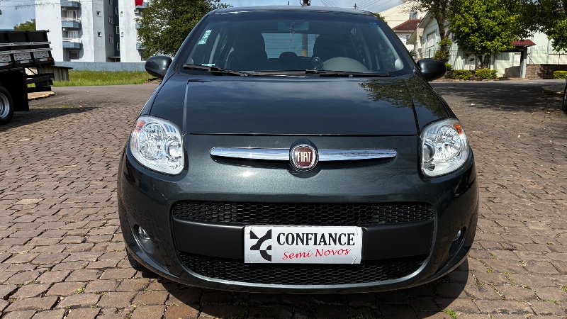 FIAT PALIO 1.6 MPI ESSENCE 16V 2015/2015 COMPLETO VEÍCULOS GUAPORÉ / Carros no Vale