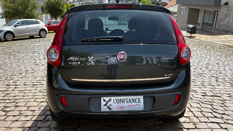 FIAT PALIO 1.6 MPI ESSENCE 16V 2015/2015 COMPLETO VEÍCULOS GUAPORÉ / Carros no Vale