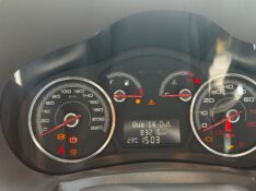 FIAT PALIO 1.6 MPI ESSENCE 16V 2015/2015 COMPLETO VEÍCULOS GUAPORÉ / Carros no Vale