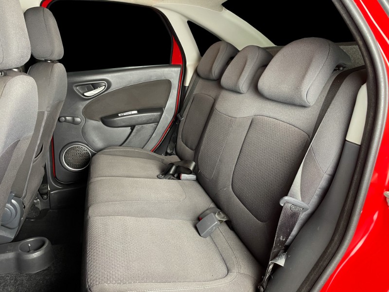 FIAT GRAND SIENA 1.4 MPI ATTRACTIVE 8V FLEX 4P MANUAL 2016/2016 DUARTE VEÍCULOS PORTO ALEGRE / Carros no Vale FIAT GRAND SIENA 1.4 MPI ATTRACTIVE 8V FLEX 4P MANUAL 2016/2016 DUARTE VEÍCULOS PORTO ALEGRE / Carros no Vale
