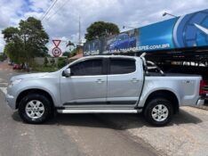 CHEVROLET S-10 PICK-UP LT 2.8 TDI 4X4 CD DIESEL 2013/2013 LS MULTIMARCAS VENÂNCIO AIRES / Carros no Vale