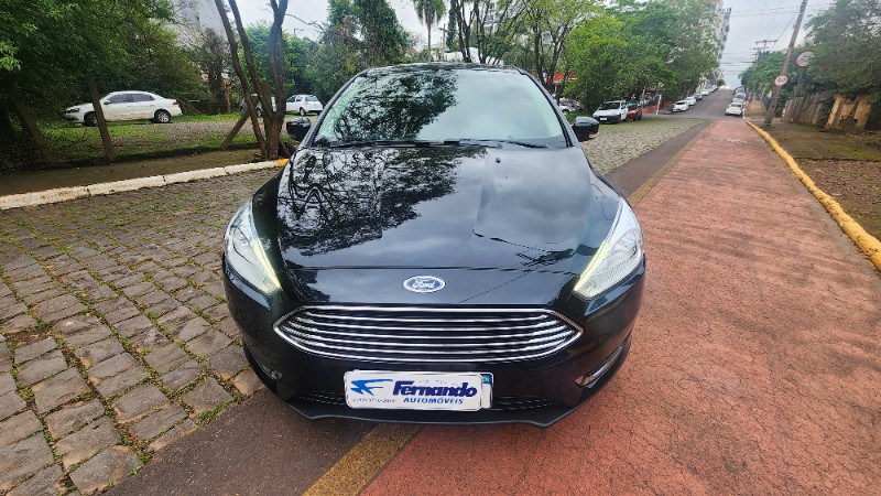 FORD FOCUS 2.0 TITANIUM 16V FLEX 4P AUTOMÁTICO 2017/2018 FERNANDO AUTOMÓVEIS | REVENDA DE CARROS ARROIO DO MEIO ARROIO DO MEIO / Carros no Vale