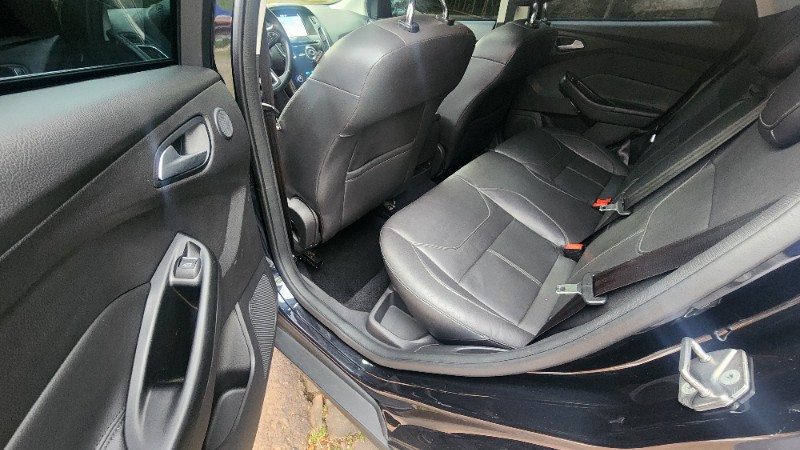 FORD FOCUS 2.0 TITANIUM 16V FLEX 4P AUTOMÁTICO 2017/2018 FERNANDO AUTOMÓVEIS | REVENDA DE CARROS ARROIO DO MEIO ARROIO DO MEIO / Carros no Vale