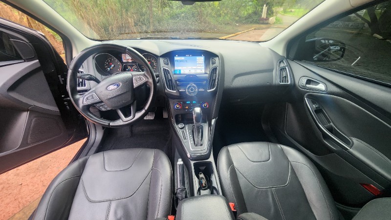 FORD FOCUS 2.0 TITANIUM 16V FLEX 4P AUTOMÁTICO 2017/2018 FERNANDO AUTOMÓVEIS | REVENDA DE CARROS ARROIO DO MEIO ARROIO DO MEIO / Carros no Vale