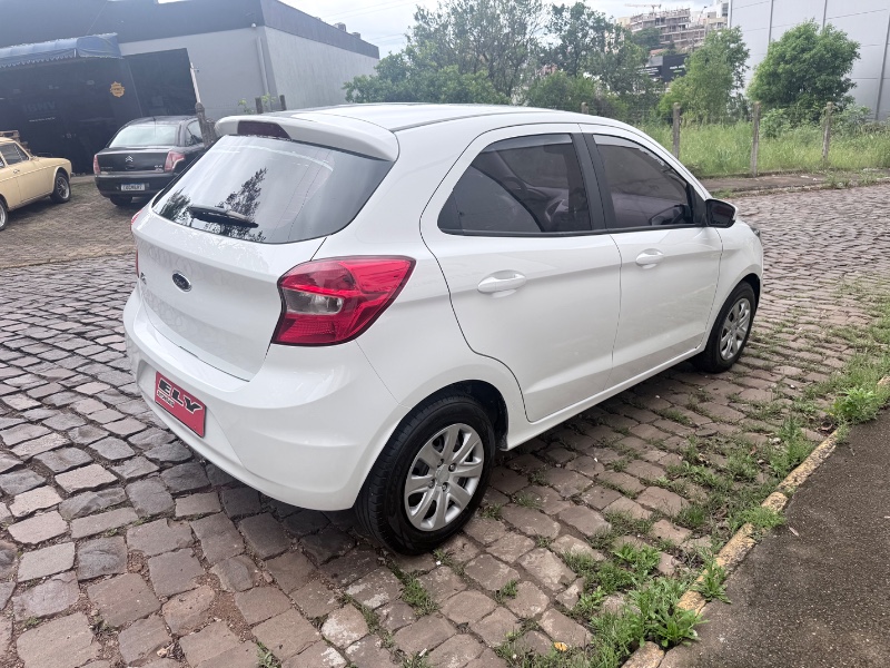 FORD KA 1.0 SE 2016/2016 ELY AUTOMÓVEIS LAJEADO / Carros no Vale