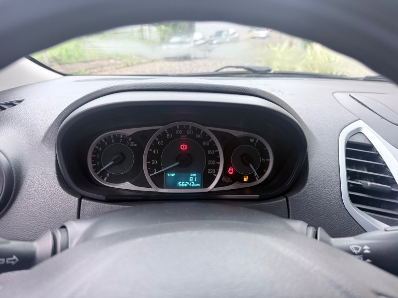 FORD KA 1.0 SE 2016/2016 ELY AUTOMÓVEIS LAJEADO / Carros no Vale