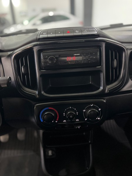 FIAT STRADA 1.4 FIRE 8V 2022/2022 TIAGO AUTOMÓVEIS VENÂNCIO AIRES / Carros no Vale
