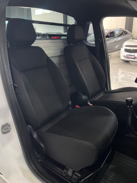 FIAT STRADA 1.4 FIRE 8V 2022/2022 TIAGO AUTOMÓVEIS VENÂNCIO AIRES / Carros no Vale