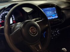 FIAT UNO 1.0 ATTRACTIVE 8V 2021/2021 JM AUTOMÓVEIS VENÂNCIO AIRES / Carros no Vale