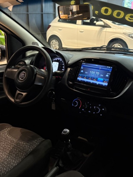 FIAT UNO 1.0 ATTRACTIVE 8V 2021/2021 JM AUTOMÓVEIS VENÂNCIO AIRES / Carros no Vale