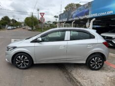 CHEVROLET ONIX HATCH LT 1.0 8V FLEXPOWER 5P MEC. 2019/2019 LS MULTIMARCAS VENÂNCIO AIRES / Carros no Vale