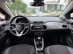 CHEVROLET ONIX HATCH LT 1.0 8V FLEXPOWER 5P MEC. 2019/2019 LS MULTIMARCAS VENÂNCIO AIRES / Carros no Vale