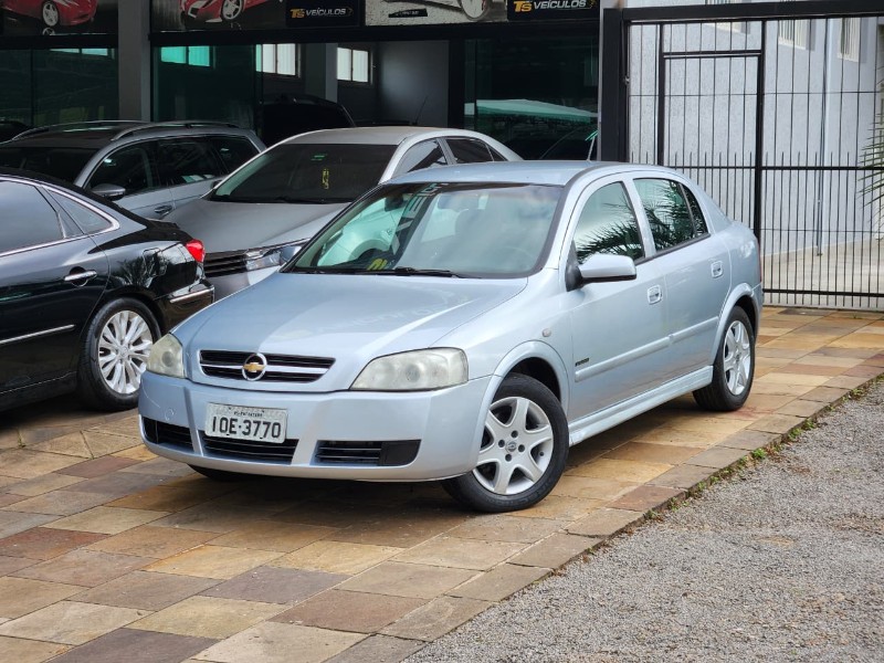 CHEVROLET ASTRA ADVANTAGE HATCH 2.0 2007/2008 TS VEÍCULOS ANTA GORDA / Carros no Vale