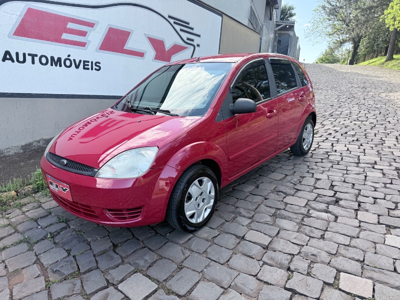 FORD FIESTA 1.0 2004/2004 ELY AUTOMÓVEIS LAJEADO / Carros no Vale