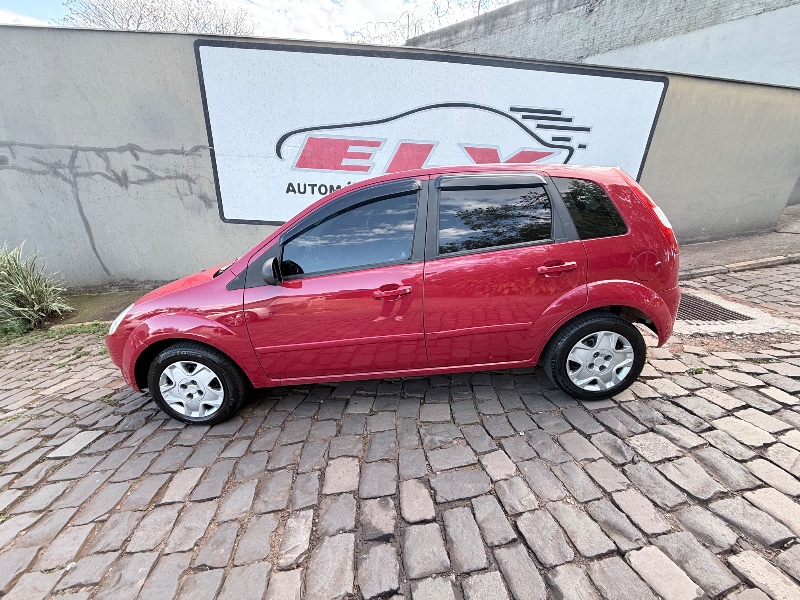 FORD FIESTA 1.0 2004/2004 ELY AUTOMÓVEIS LAJEADO / Carros no Vale