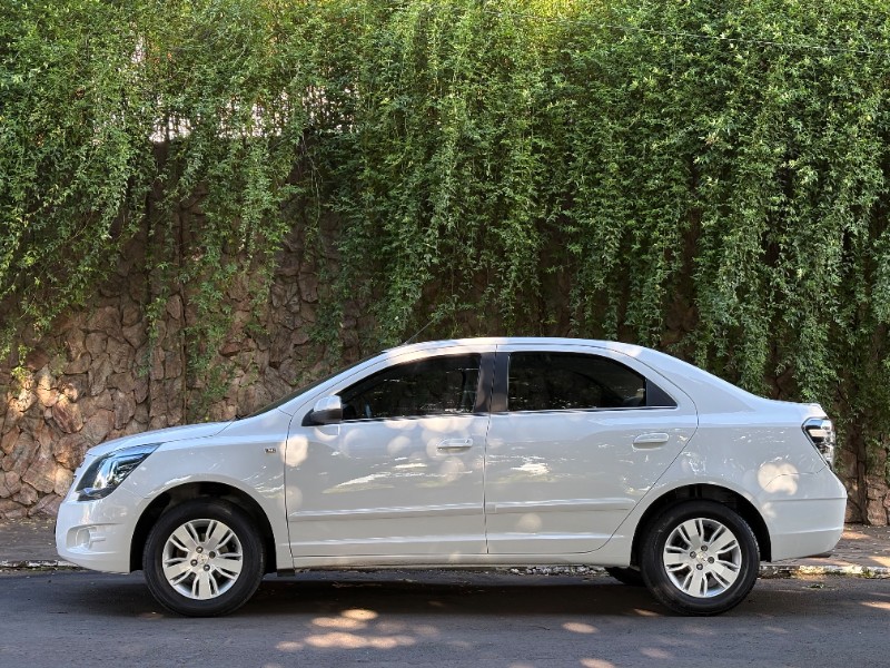 CHEVROLET COBALT LTZ 1.8 8V ECONO.FLEX 4P MEC. 2013/2014 ESTAÇÃO DO CARRO ESTRELA / Carros no Vale