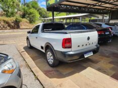 VOLKSWAGEN SAVEIRO ROBUST 1.6 FLEX 2016/2017 TS VEÍCULOS ANTA GORDA / Carros no Vale