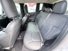 JEEP RENEGADE 1.3 T270 TURBO FLEX SPORT AT6 2023/2023 ELY AUTOMÓVEIS LAJEADO / Carros no Vale