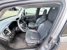 JEEP RENEGADE 1.3 T270 TURBO FLEX SPORT AT6 2023/2023 ELY AUTOMÓVEIS LAJEADO / Carros no Vale