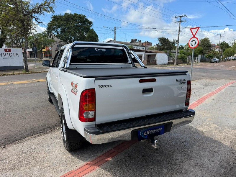 TOYOTA HILUX CD SRV D4-D 4X4 3.0 TDI DIESEL AUT 2010/2010 LS MULTIMARCAS VENÂNCIO AIRES / Carros no Vale TOYOTA HILUX CD SRV D4-D 4X4 3.0 TDI DIESEL AUT 2010/2010 LS MULTIMARCAS VENÂNCIO AIRES / Carros no Vale