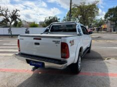 TOYOTA HILUX CD SRV D4-D 4X4 3.0 TDI DIESEL AUT 2010/2010 LS MULTIMARCAS VENÂNCIO AIRES / Carros no Vale