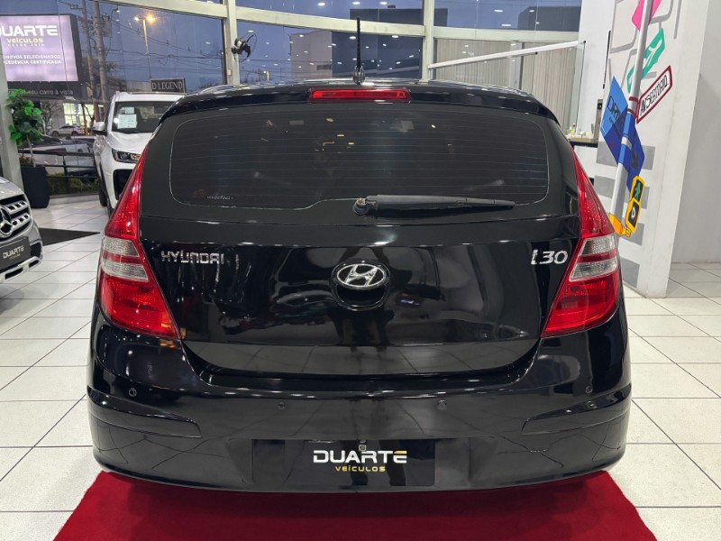 HYUNDAI I30 2.0 2011/2012 DUARTE VEÍCULOS PORTO ALEGRE / Carros no Vale HYUNDAI I30 2.0 2011/2012 DUARTE VEÍCULOS PORTO ALEGRE / Carros no Vale