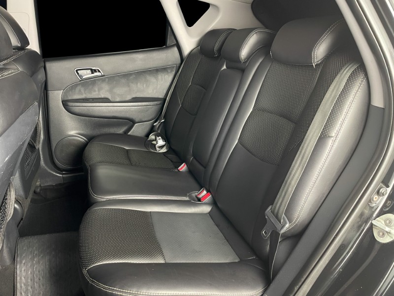 HYUNDAI I30 2.0 2011/2012 DUARTE VEÍCULOS PORTO ALEGRE / Carros no Vale HYUNDAI I30 2.0 2011/2012 DUARTE VEÍCULOS PORTO ALEGRE / Carros no Vale