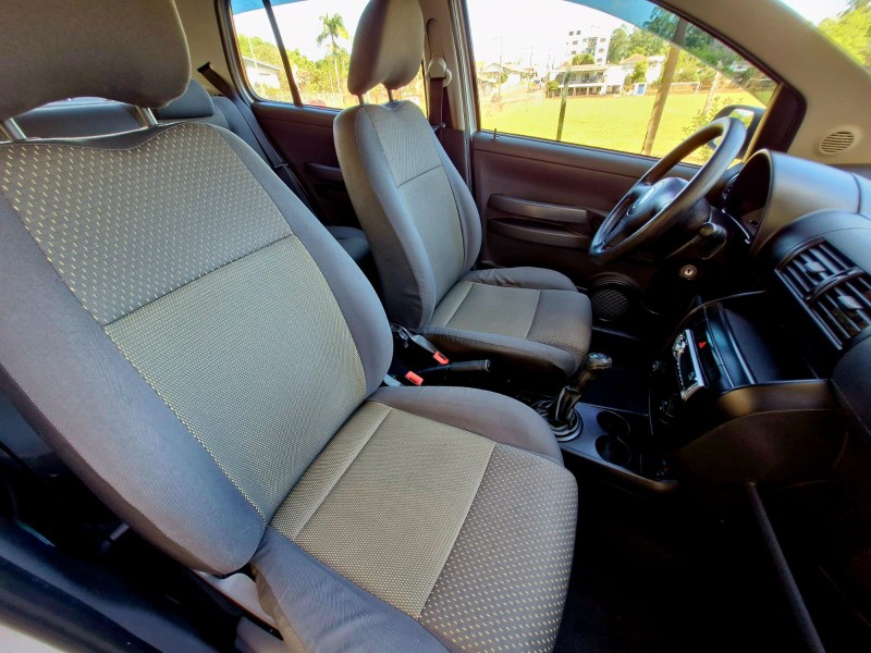 VOLKSWAGEN FOX 1.0 MI CITY 8V 2007/2008 CRUZEIRO MULTIMARCAS CRUZEIRO DO SUL / Carros no Vale