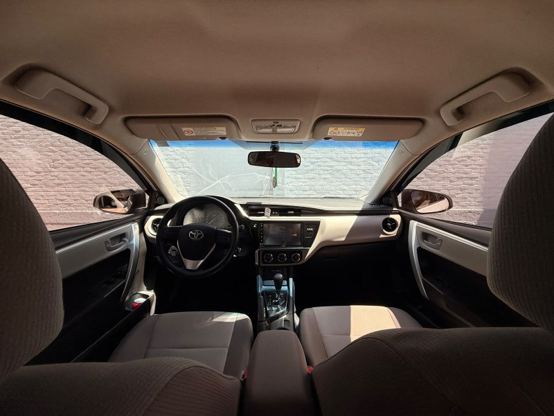 TOYOTA COROLLA /2018 RT 811 VEÍCULOS ARROIO DO MEIO / Carros no Vale