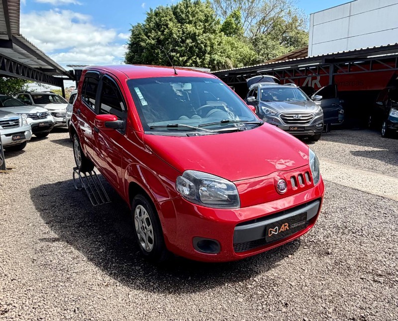 FIAT UNO VIVACE 1.0 /2016 AR MULTIMARCAS VENÂNCIO AIRES / Carros no Vale