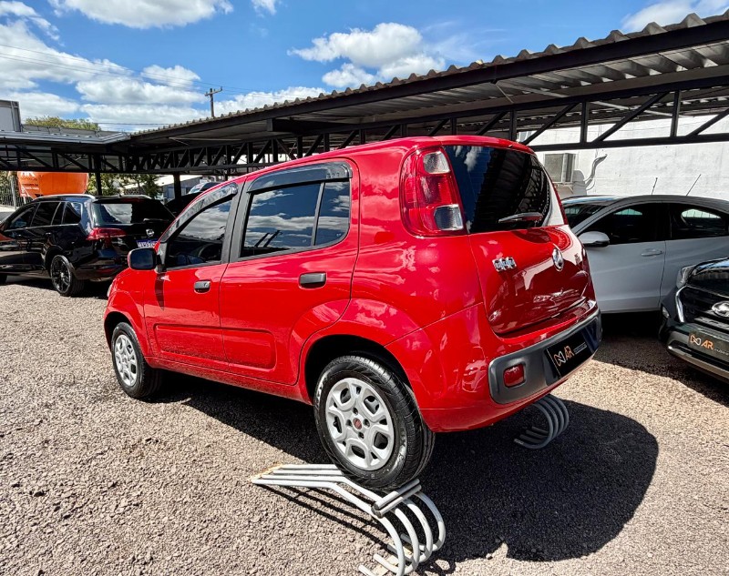 FIAT UNO VIVACE 1.0 /2016 AR MULTIMARCAS VENÂNCIO AIRES / Carros no Vale