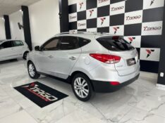HYUNDAI IX35 2.0 GLS 2011/2011 TIAGO AUTOMÓVEIS VENÂNCIO AIRES / Carros no Vale
