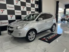 HYUNDAI IX35 2.0 GLS 2011/2011 TIAGO AUTOMÓVEIS VENÂNCIO AIRES / Carros no Vale