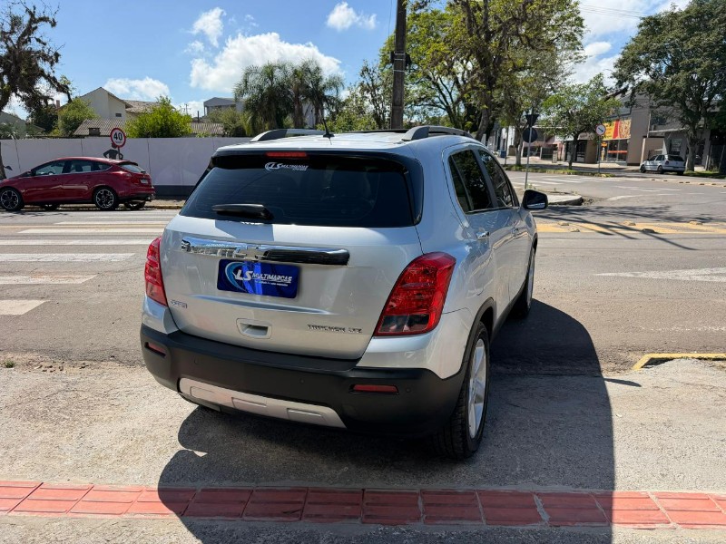 CHEVROLET TRACKER 1.8 MPFI LTZ 4X2 16V FLEX 4P AUT 2015/2015 LS MULTIMARCAS VENÂNCIO AIRES / Carros no Vale