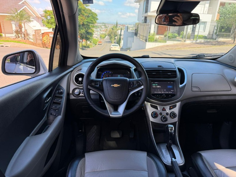 CHEVROLET TRACKER 1.8 MPFI LTZ 4X2 16V FLEX 4P AUT 2015/2015 LS MULTIMARCAS VENÂNCIO AIRES / Carros no Vale