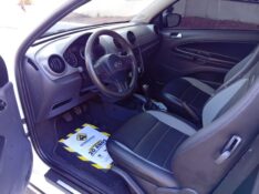 VOLKSWAGEN SAVEIRO 1.6 CE CROSS 2012/2013 ALTERNATIVA VEÍCULOS LAJEADO / Carros no Vale