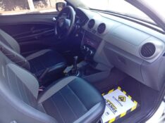 VOLKSWAGEN SAVEIRO 1.6 CE CROSS 2012/2013 ALTERNATIVA VEÍCULOS LAJEADO / Carros no Vale