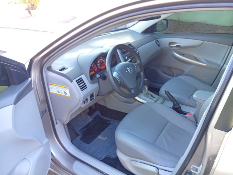TOYOTA COROLLA XEI 1.8 2008/2009 ALTERNATIVA VEÍCULOS LAJEADO / Carros no Vale