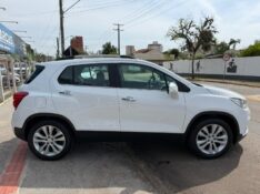 CHEVROLET TRACKER PREMIER 1.4 TURBO 16V FLEX AUT 2018/2018 LS MULTIMARCAS VENÂNCIO AIRES / Carros no Vale