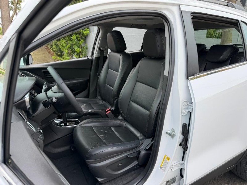 CHEVROLET TRACKER PREMIER 1.4 TURBO 16V FLEX AUT 2018/2018 LS MULTIMARCAS VENÂNCIO AIRES / Carros no Vale CHEVROLET TRACKER PREMIER 1.4 TURBO 16V FLEX AUT 2018/2018 LS MULTIMARCAS VENÂNCIO AIRES / Carros no Vale