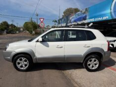 HYUNDAI TUCSON 2.0 16V FLEX AUT. 2014/2014 LS MULTIMARCAS VENÂNCIO AIRES / Carros no Vale