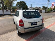 HYUNDAI TUCSON 2.0 16V FLEX AUT. 2014/2014 LS MULTIMARCAS VENÂNCIO AIRES / Carros no Vale