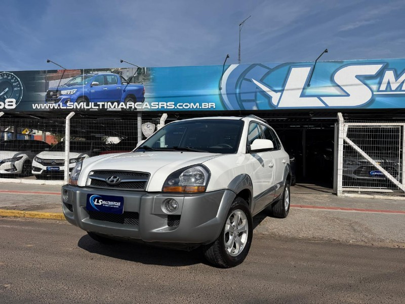 HYUNDAI TUCSON 2.0 16V FLEX AUT. 2014/2014 LS MULTIMARCAS VENÂNCIO AIRES / Carros no Vale HYUNDAI TUCSON 2.0 16V FLEX AUT. 2014/2014 LS MULTIMARCAS VENÂNCIO AIRES / Carros no Vale