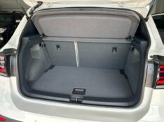 VOLKSWAGEN T-CROSS COMFORTLINE 1.0 200 TSI 2019/2020 SÉTIMA VEÍCULOS GUAPORÉ / Carros no Vale