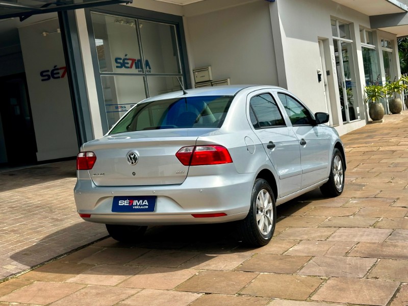 VOLKSWAGEN VOYAGE 1.6 MSI 8V 2014/2015 SÉTIMA VEÍCULOS GUAPORÉ / Carros no Vale VOLKSWAGEN VOYAGE 1.6 MSI 8V 2014/2015 SÉTIMA VEÍCULOS GUAPORÉ / Carros no Vale
