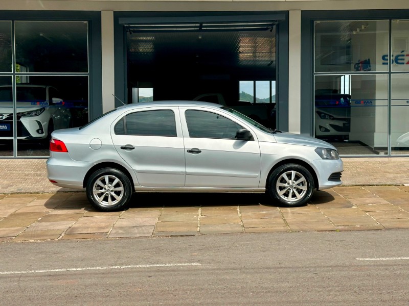 VOLKSWAGEN VOYAGE 1.6 MSI 8V 2014/2015 SÉTIMA VEÍCULOS GUAPORÉ / Carros no Vale VOLKSWAGEN VOYAGE 1.6 MSI 8V 2014/2015 SÉTIMA VEÍCULOS GUAPORÉ / Carros no Vale