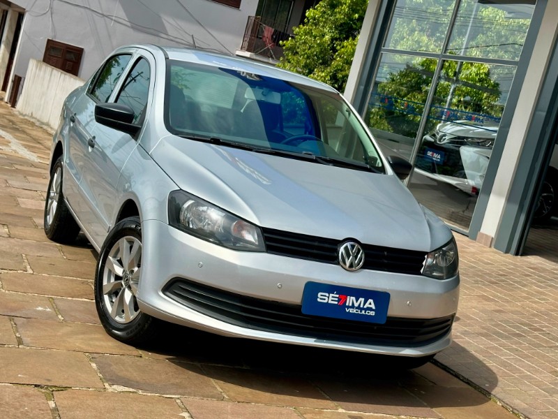 VOLKSWAGEN VOYAGE 1.6 MSI 8V 2014/2015 SÉTIMA VEÍCULOS GUAPORÉ / Carros no Vale VOLKSWAGEN VOYAGE 1.6 MSI 8V 2014/2015 SÉTIMA VEÍCULOS GUAPORÉ / Carros no Vale