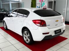 CHEVROLET CRUZE HB SPORT LT 1.8 16V FLEXP. 5P AUT 2015/2015 DUARTE VEÍCULOS PORTO ALEGRE / Carros no Vale